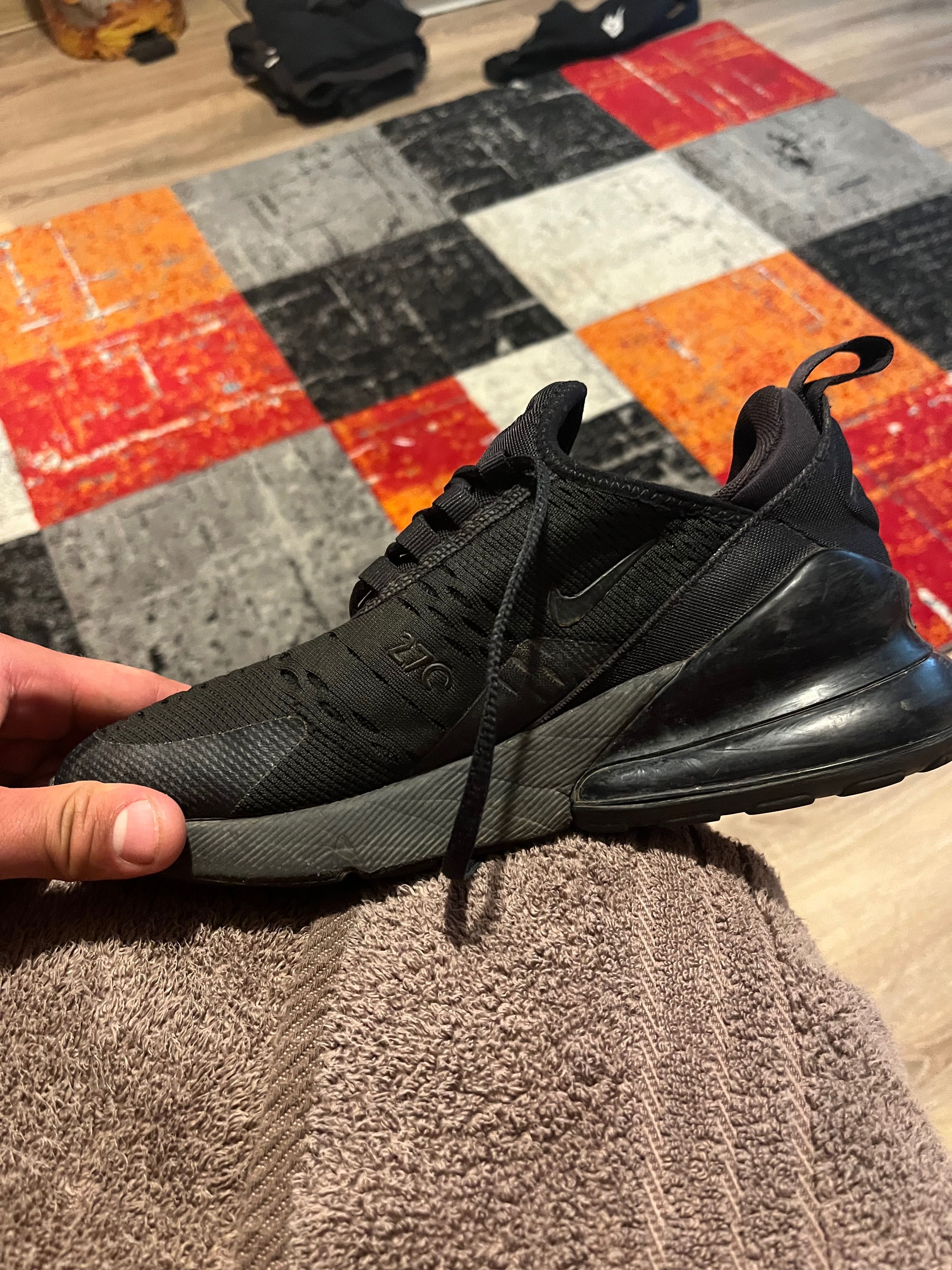 Обувки Nike Air Max 270
