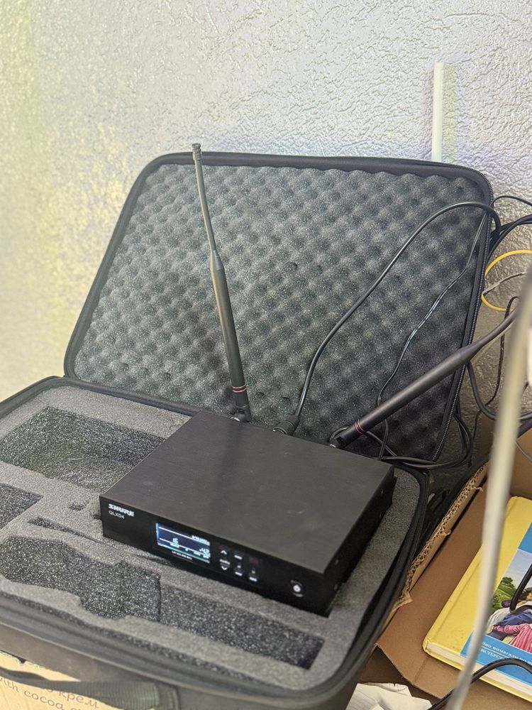 Shure QLXD-24 System