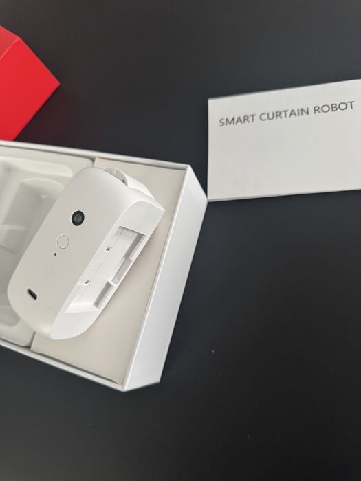 Robot draperie/perdea