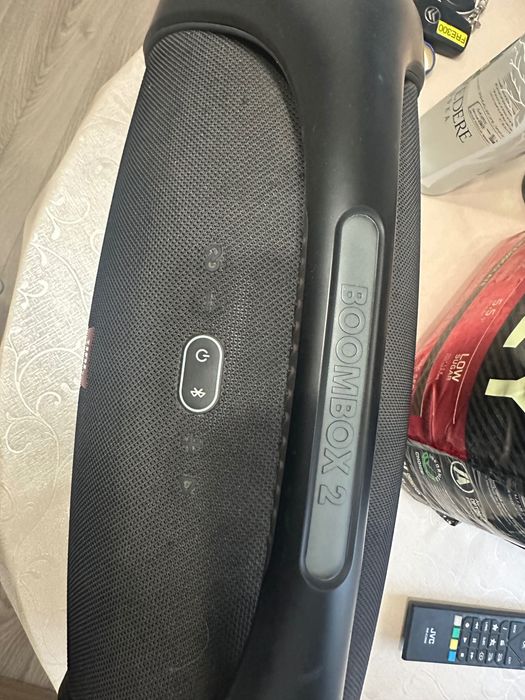 Тонколона Jbl boombox 2