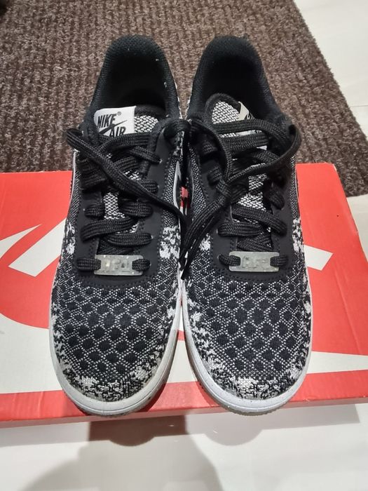 Юношески маратонки 37 Nike