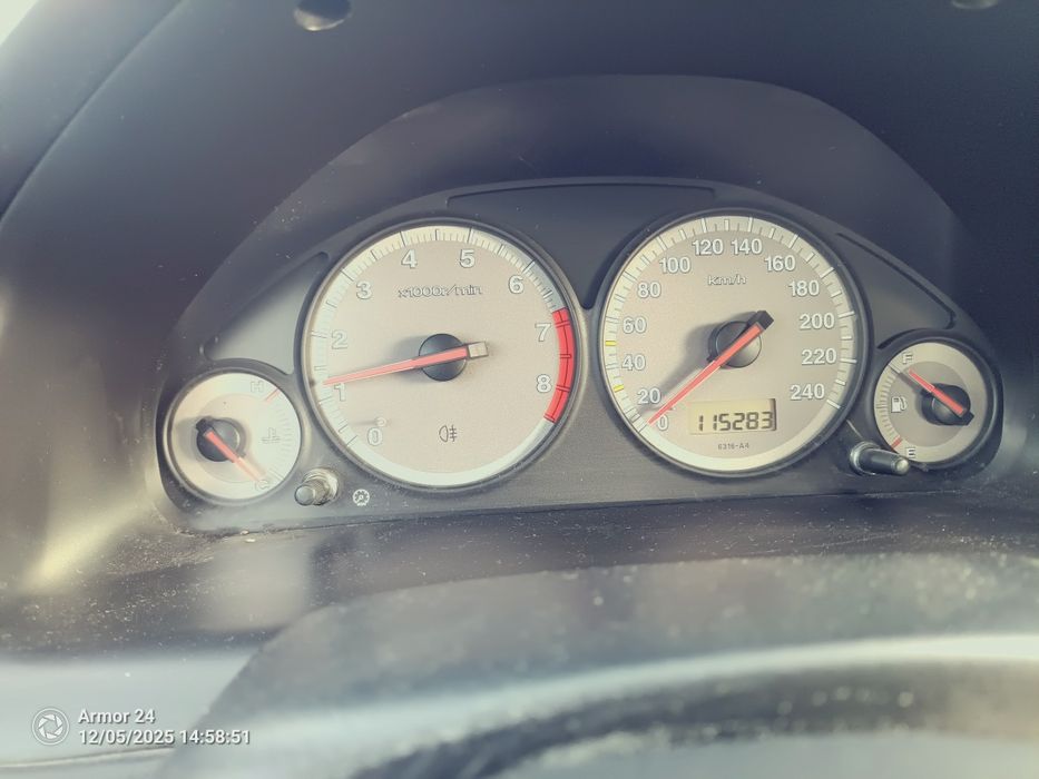 Vand Honda civic em2