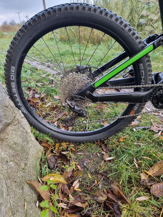 Bicicleta electrica canyon neuron on full suspensie