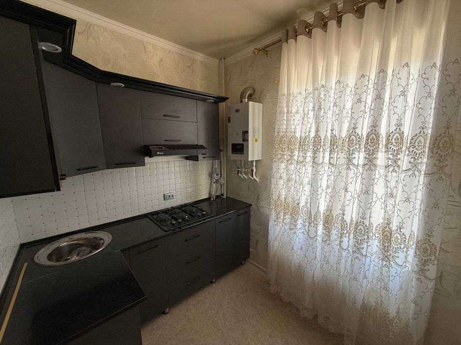 2 хоналик килинган 2 этаж янги дом, шарк 1, гор больница