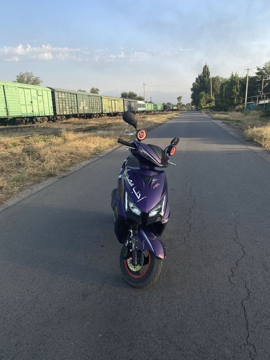 Продам мопед м8 про