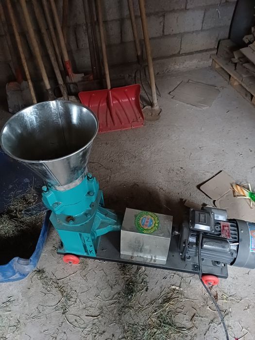 Продается гранулятор новый