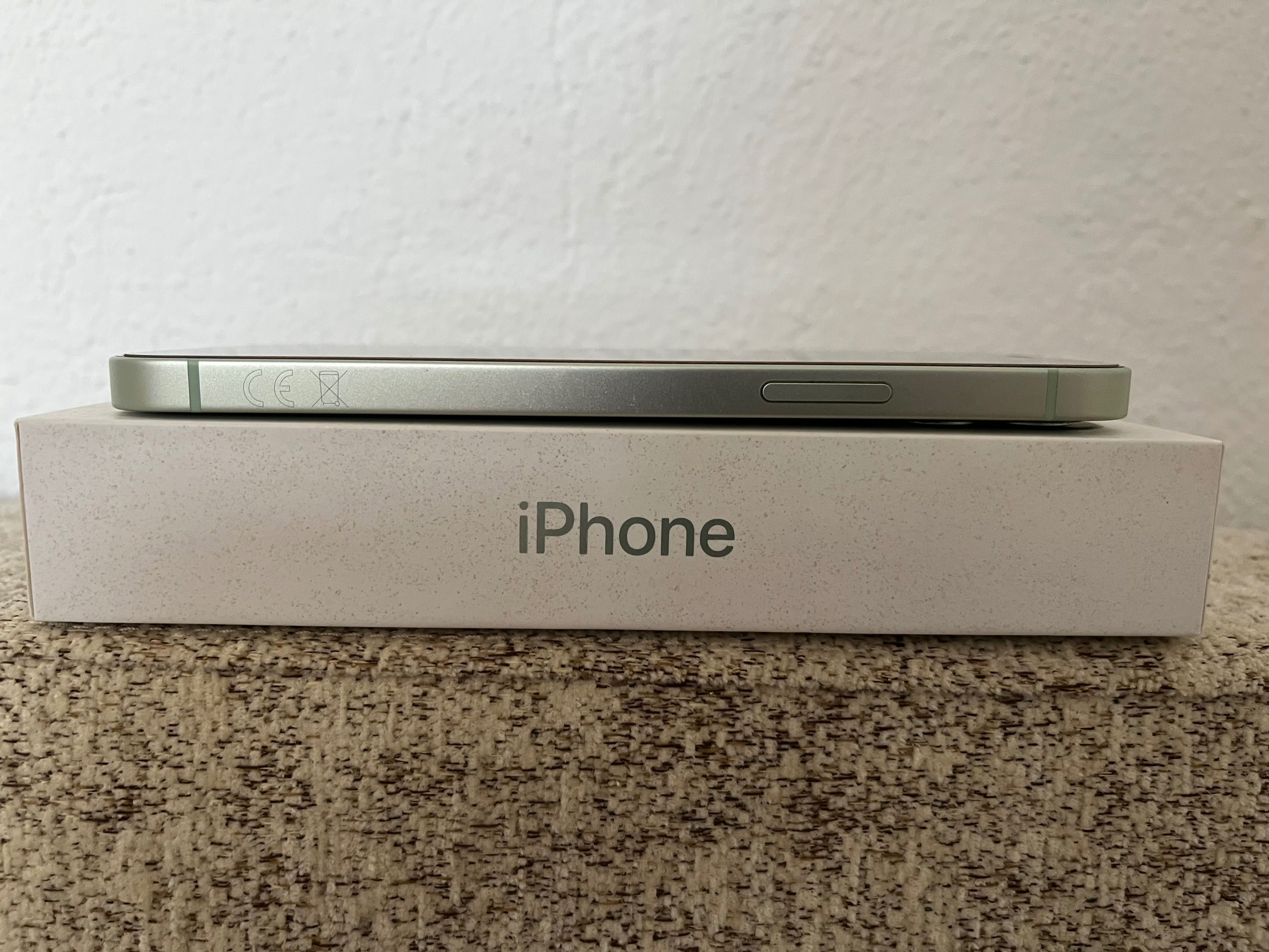 iPhone 12 перфектен