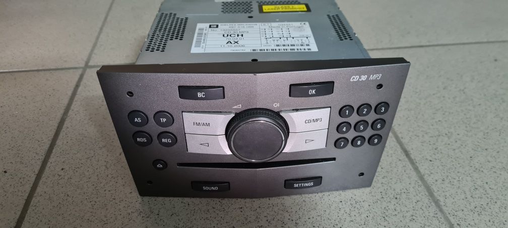 CD player MP3- Astra H/Zafira B- CD30MP3