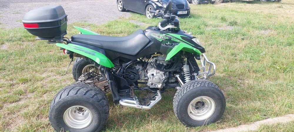 Atv Artic Cat 300 cmc înmatriculat.