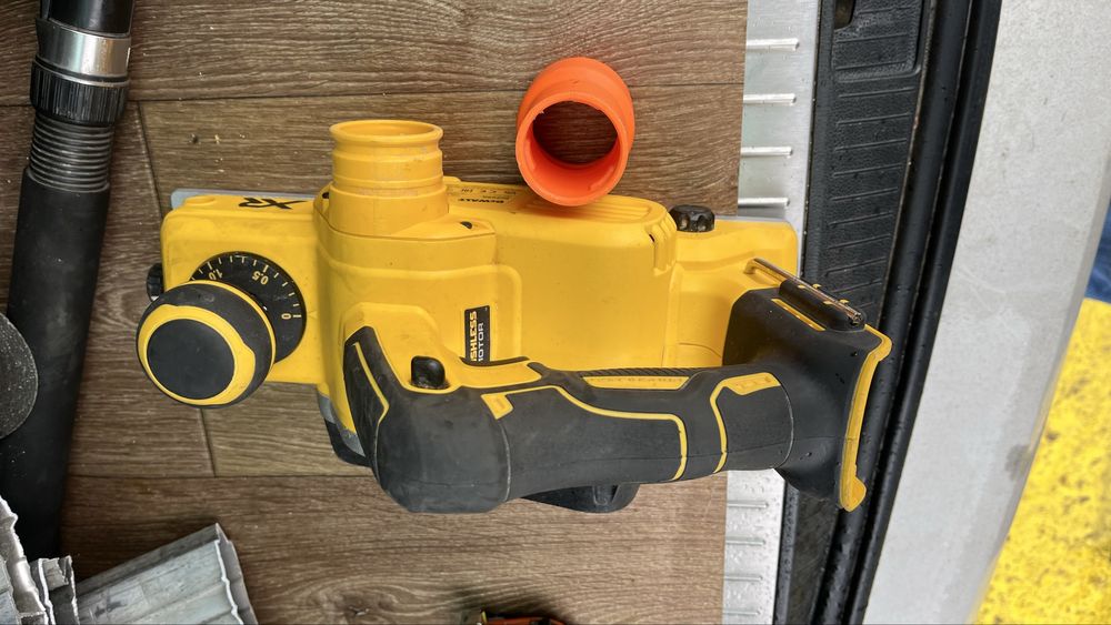 Rindea brushless DCP580 in stare ff buna