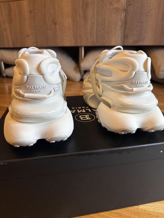 Balmain Unicorn White 43 - Legit Check