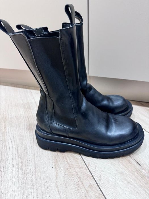 Продам весенние ботинки челси р.35-36