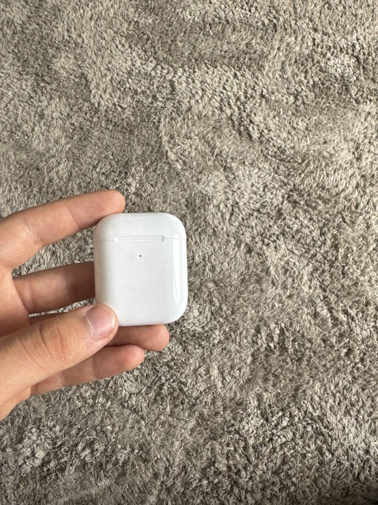 AirPods второй серии