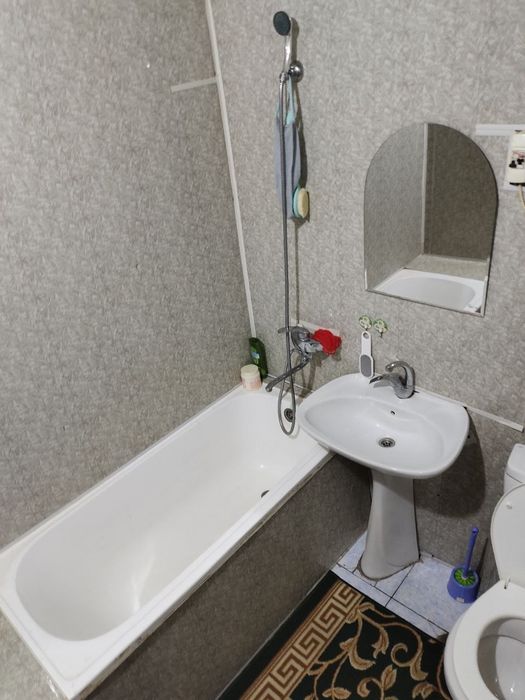 Продается квартира в 4 микрорайоне