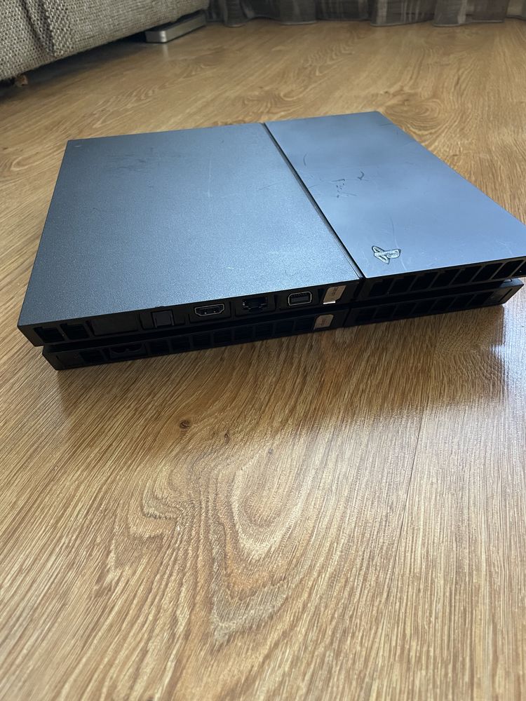 PlayStation 4 500GB Отличен