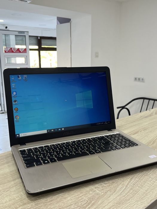 Ноутбук ASUS X540SA /sk151449