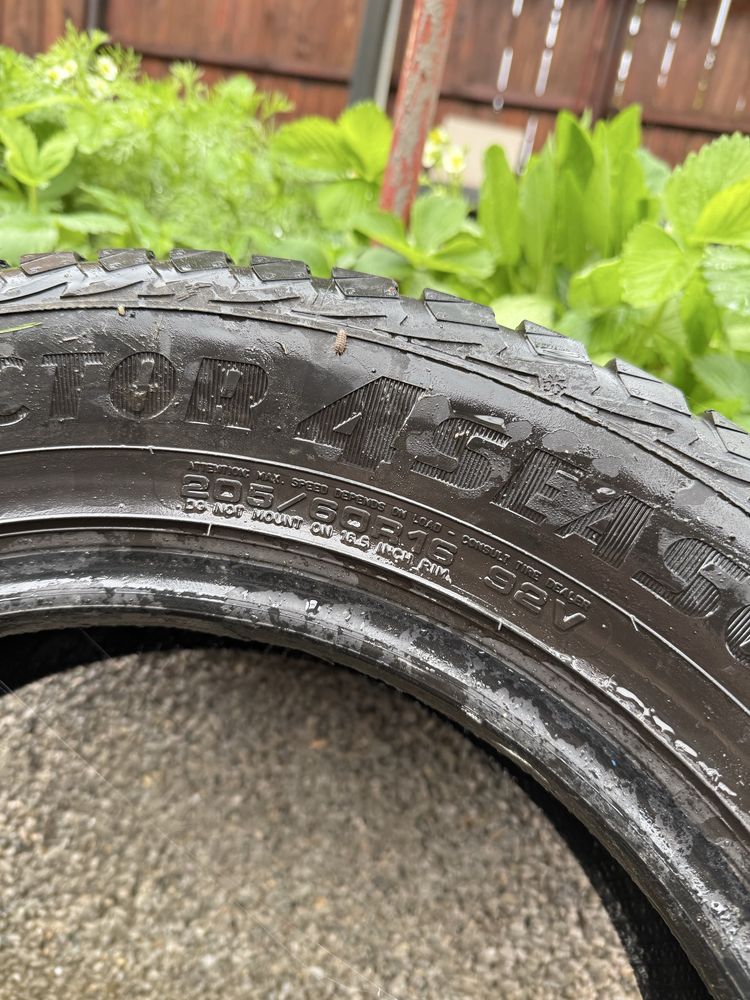 Anvelope 205/60 R16