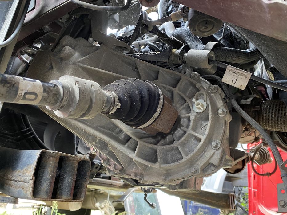 Planetară stânga față  Nissan Qashqai J11 1.5 Dci 2017