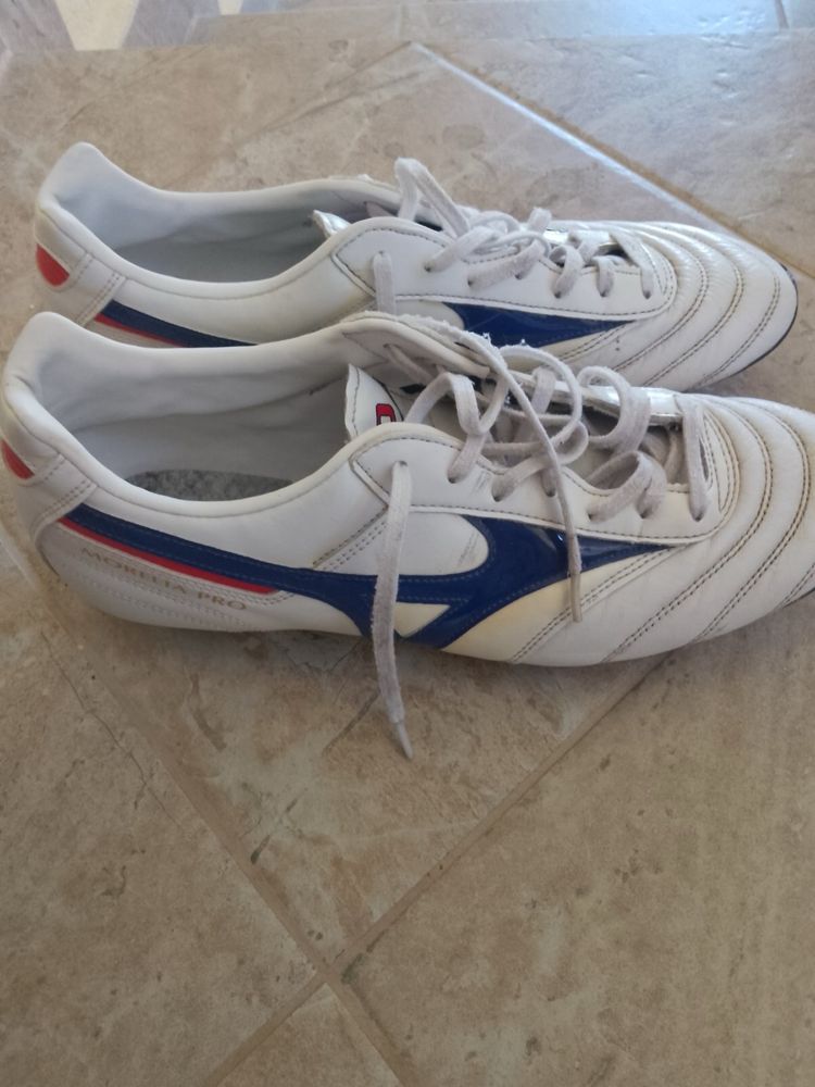 Бутонки .mizuno.