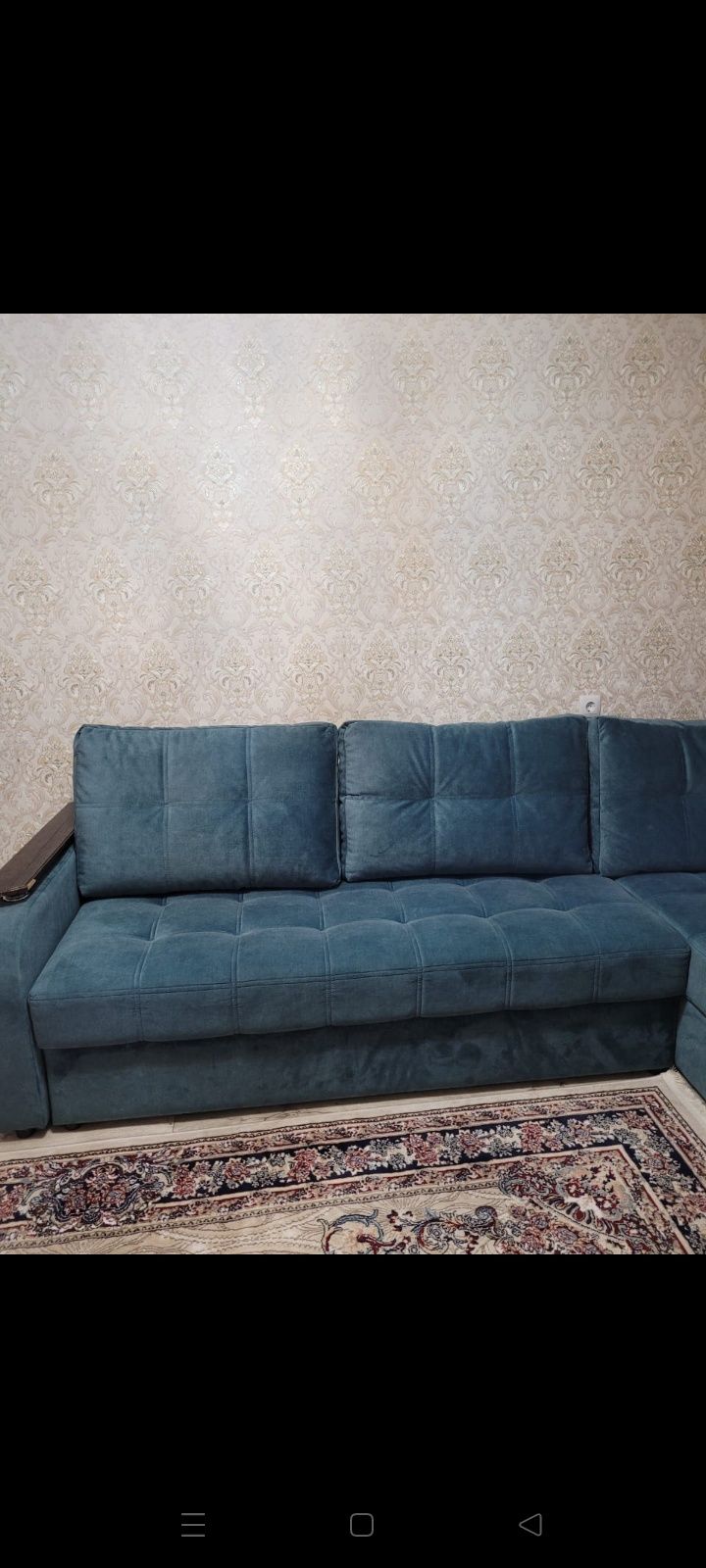Продается диван, подставка