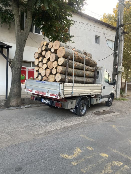 Vand lemn de foc,doar de fag