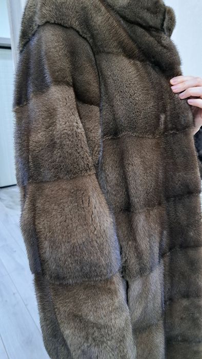 Шуба норковая фирма "Manzari"