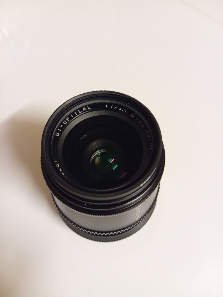 Obiectiv Manual TTArtisan 17mm F 1.4 Wide Angle APS-C
Obiectiv Manua