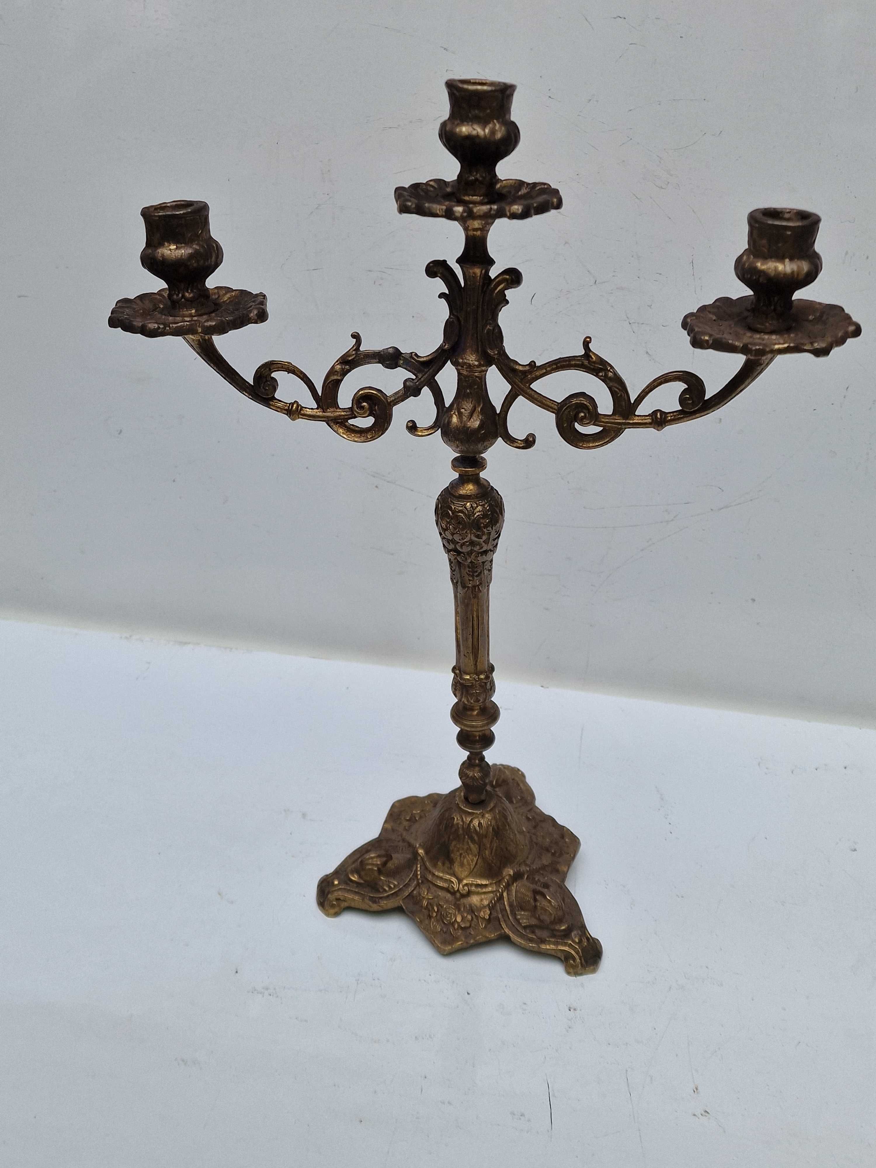 Бронзов свещник, троен