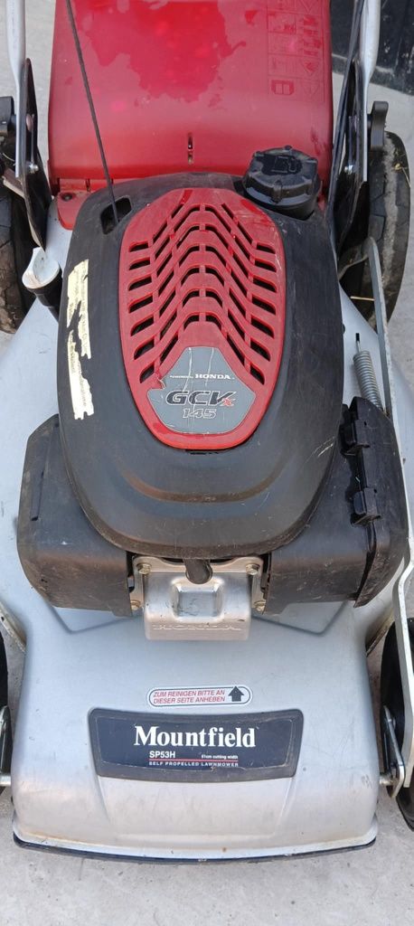 Косачка със самоход Honda GCV