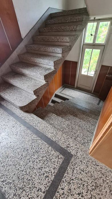 Етаж от къща в Монтана, област-гр.Берковица площ 98 цена 51129