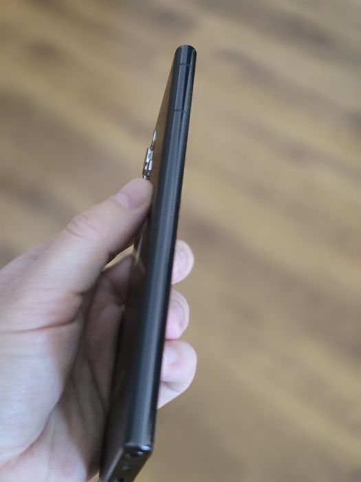 Vând Samsung S22 Ultra