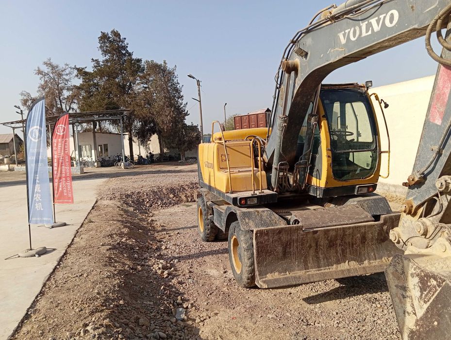 Volvo  130 ekskavator