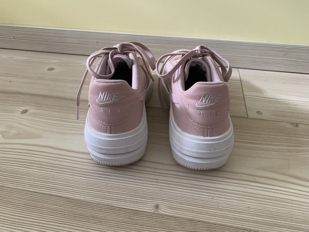 Nike Air Force спортни обувки