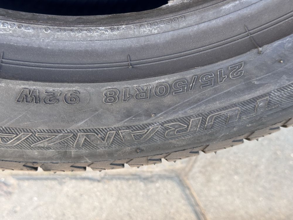 215/50/R18 Bridgestone Turanza 2бр летни dot2822 7мм