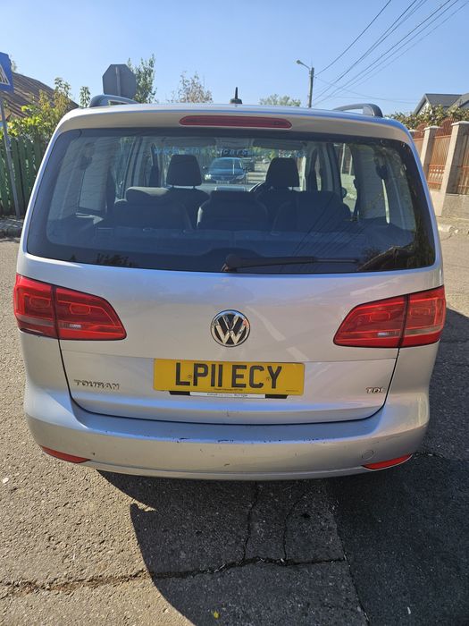 Vw touran 1.6  2011