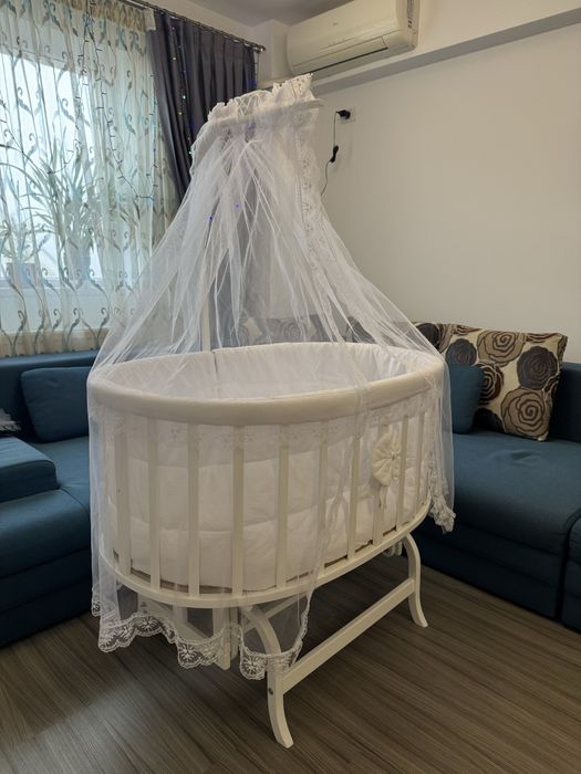 Pat bebe FAIRYTALE Mobexpert- saltea, așternut și baldachin incluse