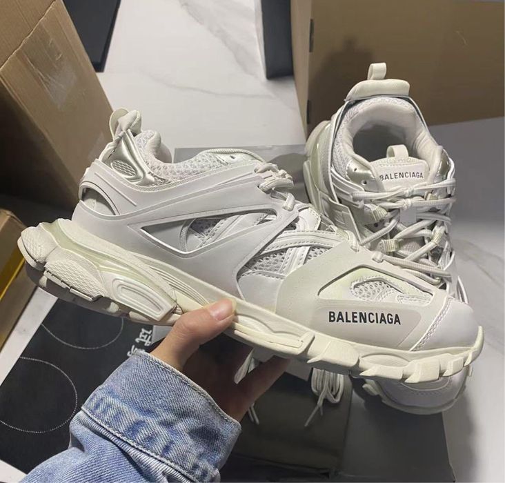 Balenciaga track alb