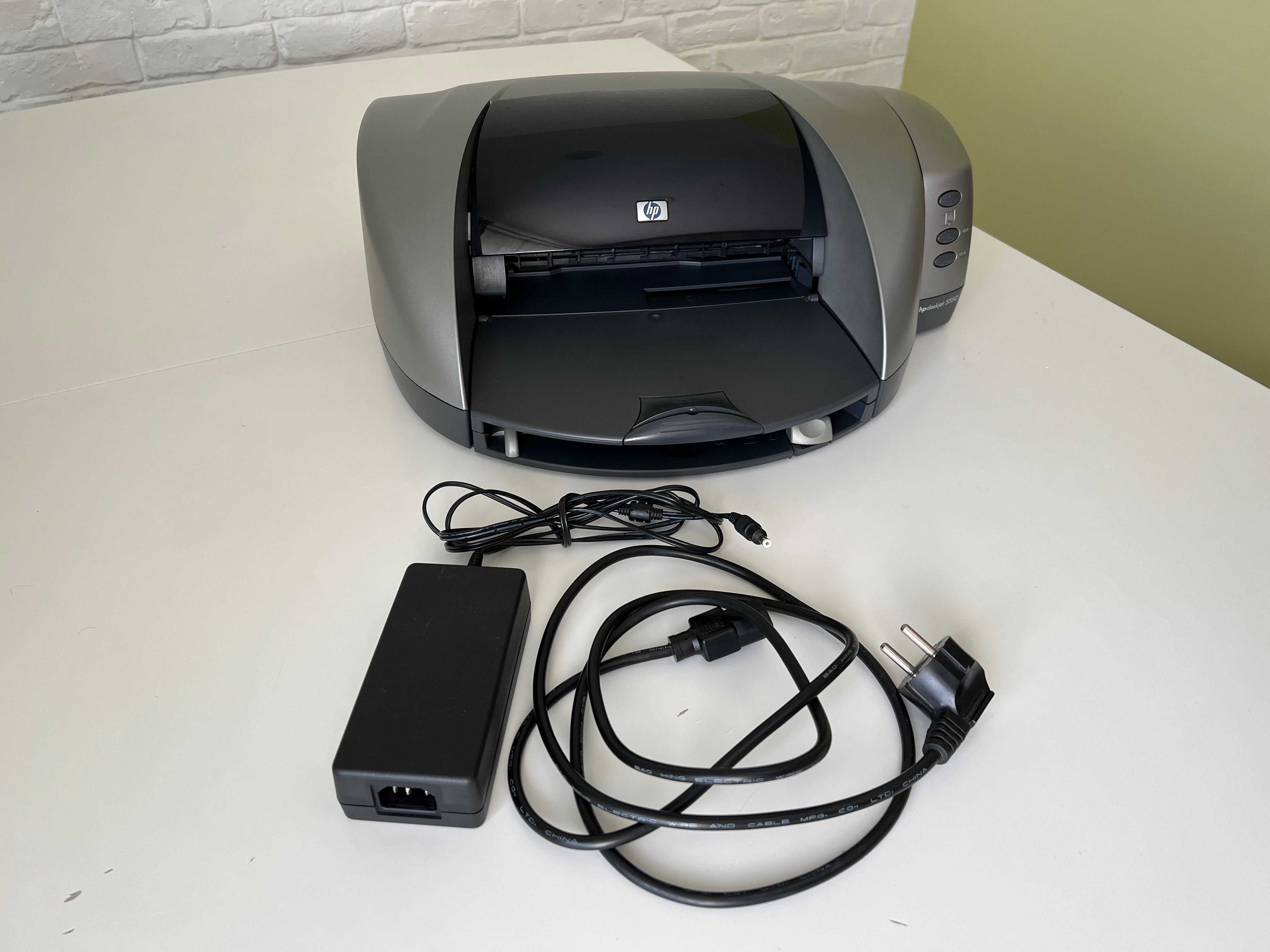 Принтер HP Desktop 5550