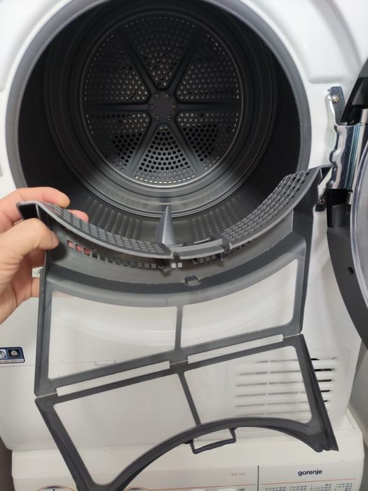 Сушилня Whirlpool с инверторен мотор