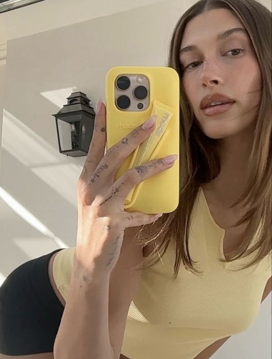 Rhode peptide lip tint гланц и кейс за телефон