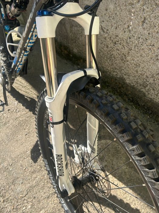 Vând bicicleta full suspension Boardman