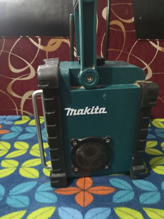 Vînd schimb boxă Makita