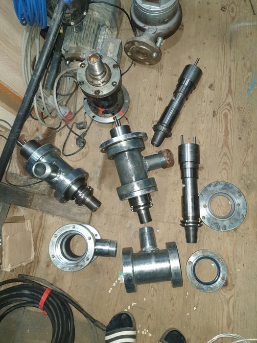 Cap de spalare hidraulica 2 în 1 pentru utilaje cu fluid .