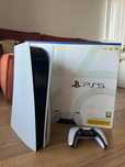 PlayStation 5 disc edition - 2 controllere
