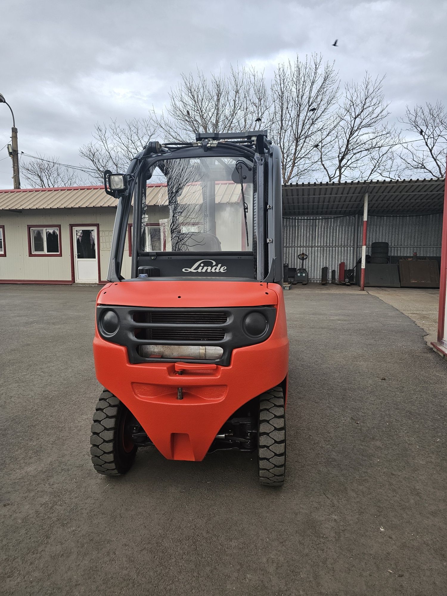 Stivuitor LINDE DIESEL 2.5 Tone