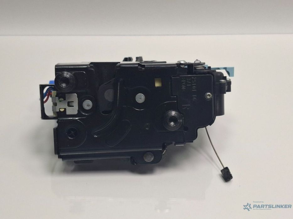Broasca usa dreapta fata VOLKSWAGEN TOURAN 1T1, 1T2 2003 - 2010 TDI BMM 3D1837016AC
