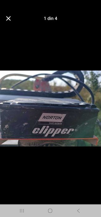 Vand urgent masina de taiat pe apa