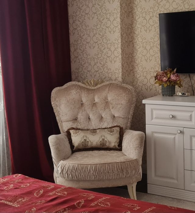 Диван и 2 кресла