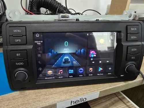 Navigatie BMW E46 Android 15 cu Carplay si Android Auto 4GB RAM