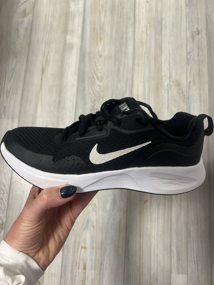 Nike Дамски маратонки